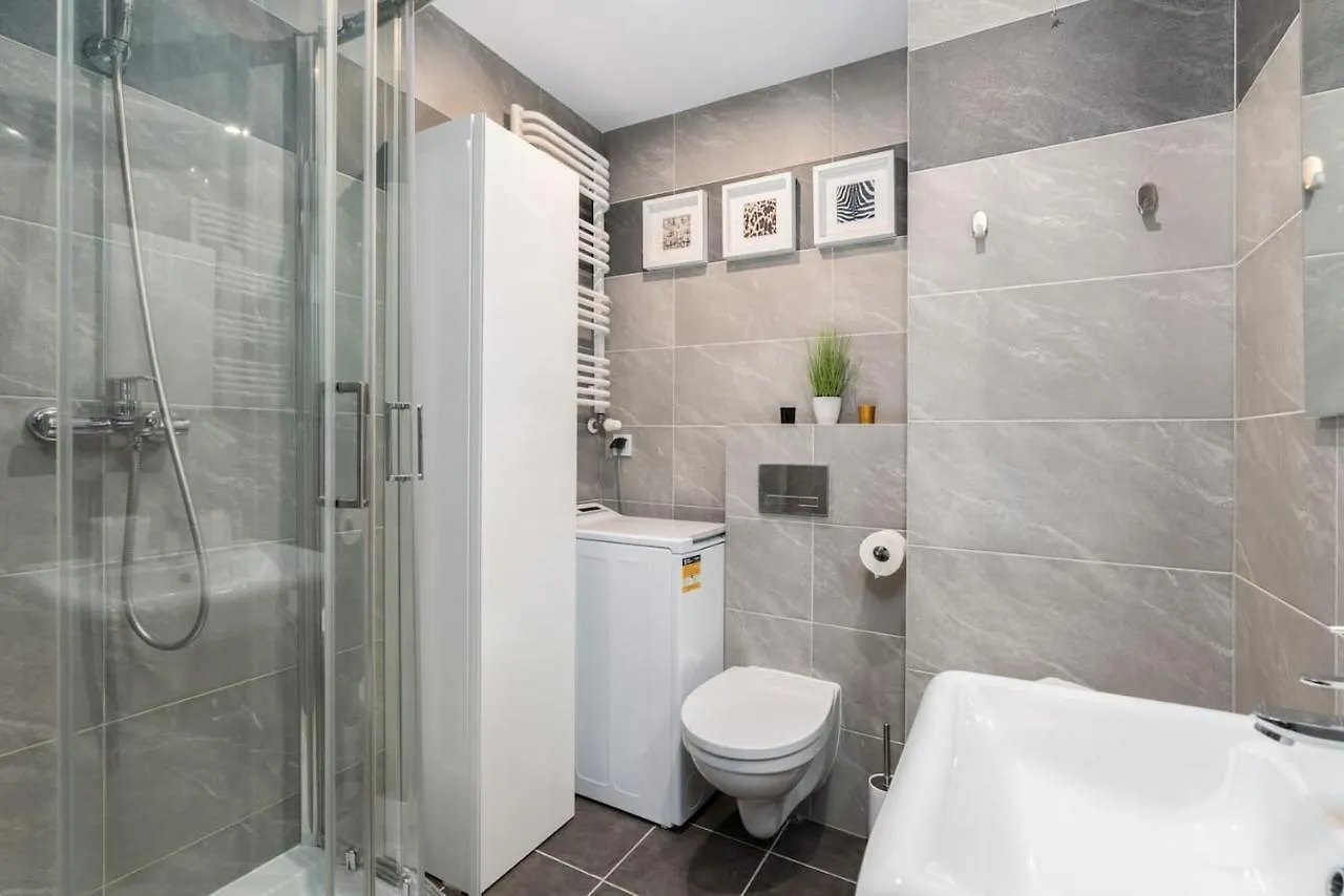 Kosinkiego Apartament Poznan By Noclegi Renters 0*,  Polska